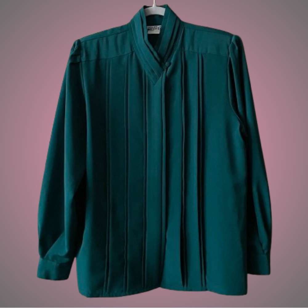 Fabulous vintage Yves St. Clair pleated secretary blouse hidden buttons pinup